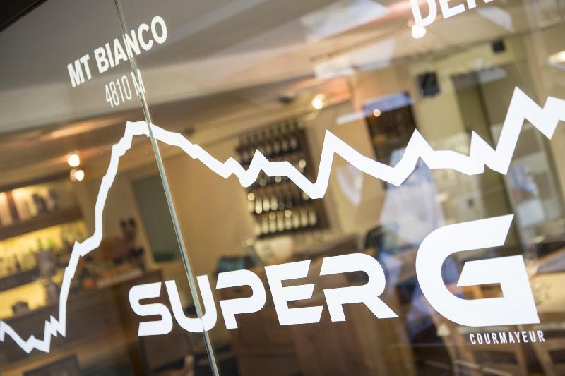 Super G Ξενοδοχείο Κουρμαγιέρ Εξωτερικό φωτογραφία